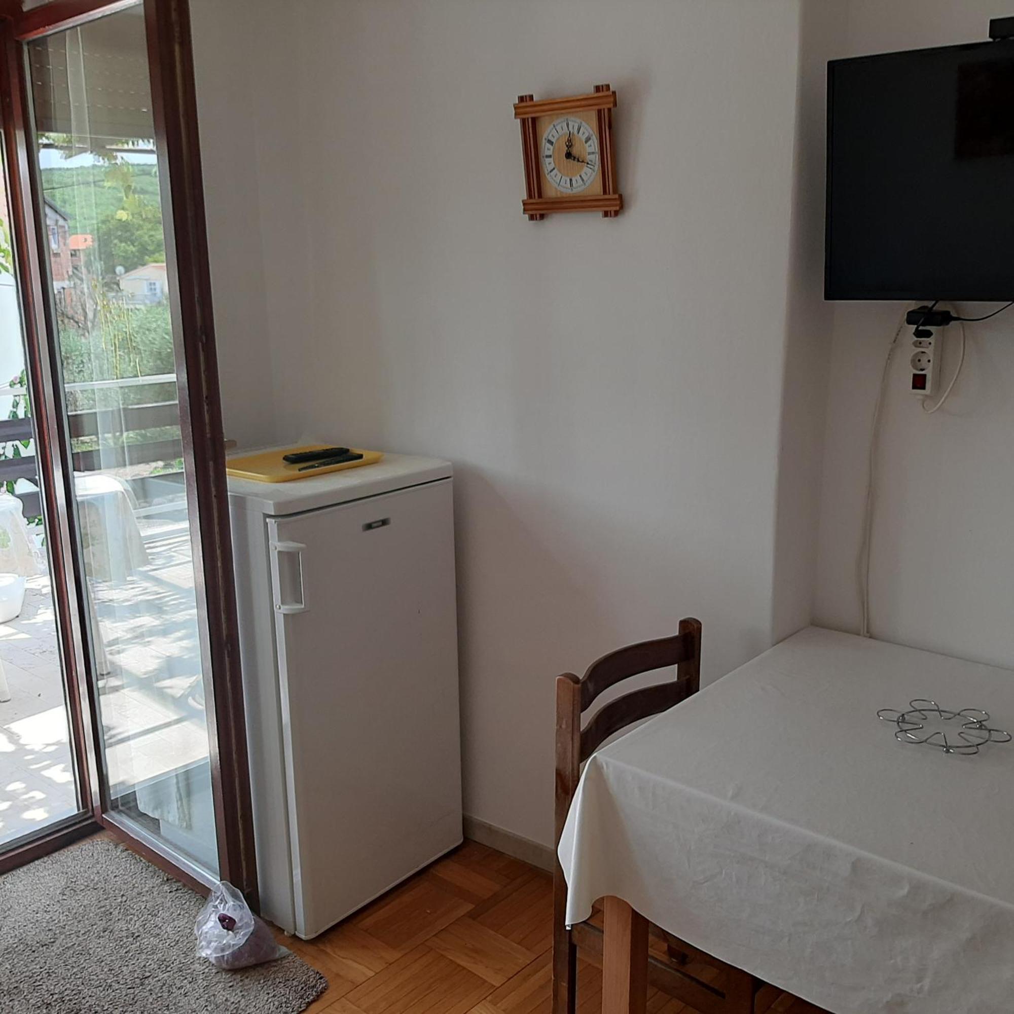 Klimno100 Apartamento Exterior foto