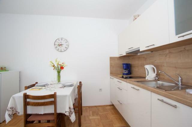 Klimno100 Apartamento Exterior foto